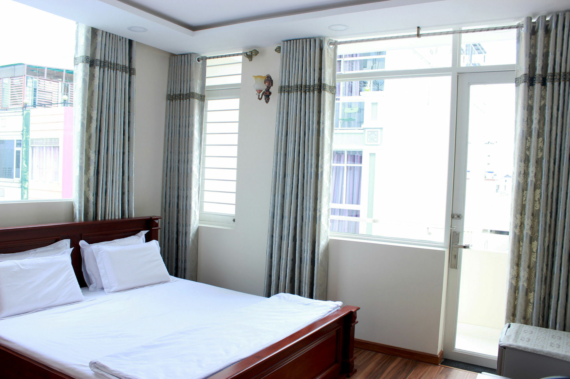 Sunny Guest House Ho Şi Min Exterior foto
